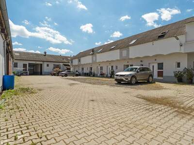 Mehrfamilienhaus kaufen in 2286 Haringsee (Bild 1)