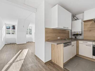 Wohnung mit Balkon kaufen in 1090 Wien (Bild 2)