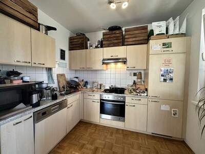 Altbauwohnung mit Balkon mieten in 8020 Graz (Bild 4)