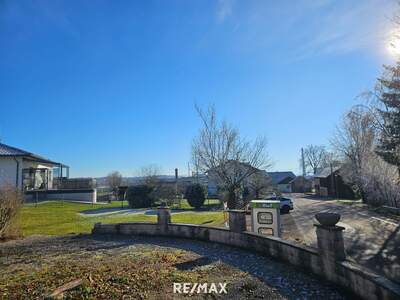 Grundstück kaufen in 5121 Ostermiething