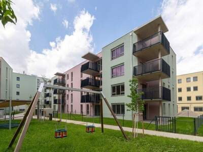 Terrassenwohnung kaufen in 2700 Wr. Neustadt (Bild 1)