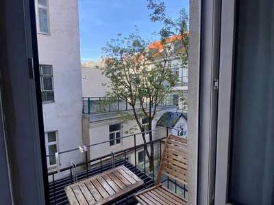 Altbauwohnung mit Balkon kaufen in 1070 Wien (Bild 4)