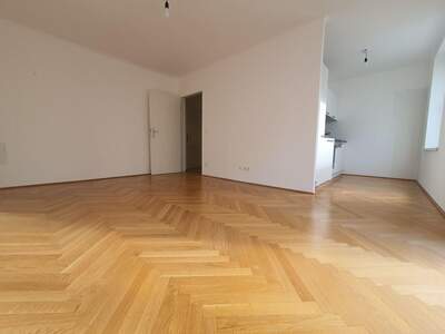 Wohnung mit Balkon kaufen in 1130 Wien (Bild 2)