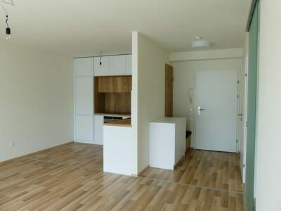 Wohnung mit Balkon mieten in 1100 Bloch (Bild 5)