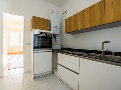 Altbauwohnung mit Balkon mieten in 1180 Wien (Bild 3)