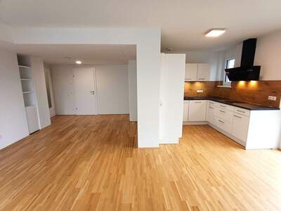 Wohnung mit Balkon mieten in 5201 Seekirchen (Bild 1)