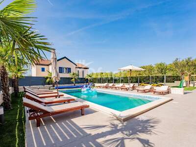 Haus kaufen in 51514 Dobrinj (Bild 2)