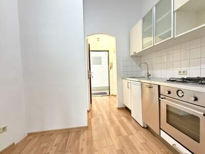 Altbauwohnung kaufen in 1100 Wien (Bild 2)