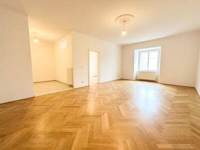 Altbauwohnung kaufen in 1090 Wien (Bild 2)