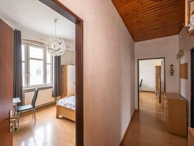 Altbauwohnung mit Balkon kaufen in 1120 Wien (Bild 4)