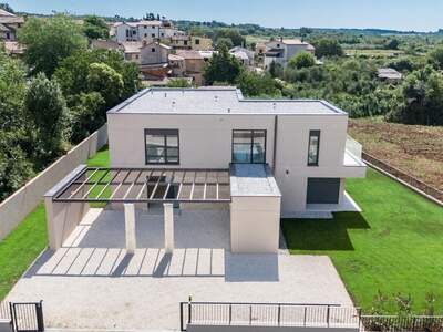 Haus kaufen in 52440 Porec (Bild 3)