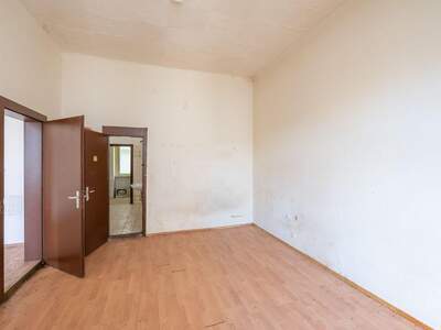 Altbauwohnung mit Balkon kaufen in 1200 Wien (Bild 4)