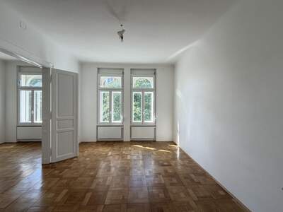 Altbauwohnung mit Balkon kaufen in 8010 Graz (Bild 3)