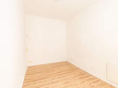 Altbauwohnung kaufen in 1020 Wien (Bild 2)