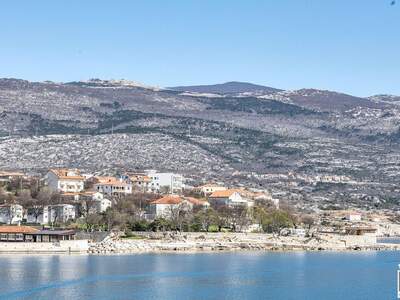 Haus kaufen in 51250 Novi Vinodolski (Bild 2)