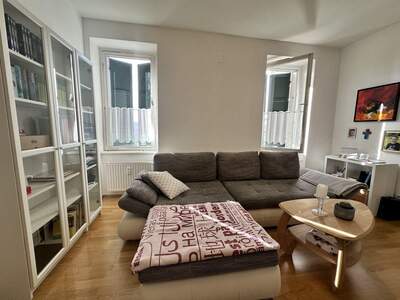 Altbauwohnung mit Balkon kaufen in 8010 Graz (Bild 4)