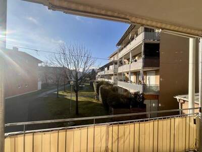 Wohnung mit Balkon kaufen in 8053 Graz