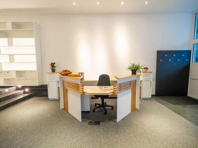 Gewerbeobjekt mieten in 4150 Berg