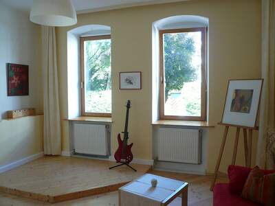 Altbauwohnung mit Balkon mieten in 4040 Linz (Bild 2)
