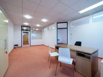 Gewerbeobjekt mieten in 4800 Attnang (Bild 1)