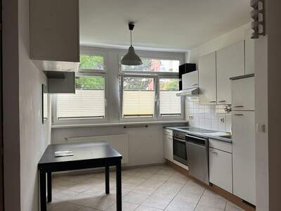 Altbauwohnung mit Balkon kaufen in 6020 Innsbruck (Bild 1)