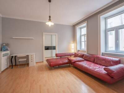 Altbauwohnung kaufen in 1200 Wien (Bild 2)