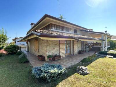 Haus mit Garten kaufen in 33052 Cervignano del Friuli (Bild 4)