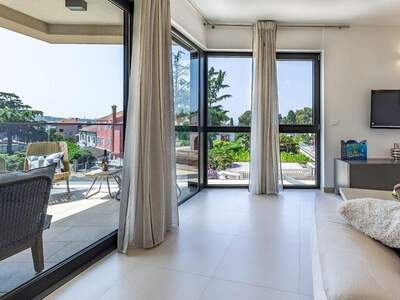 Wohnung mit Balkon kaufen in 52210 Rovinj (Bild 1)