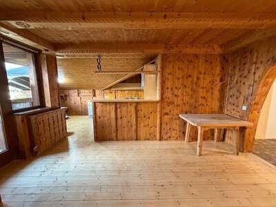 Altbauwohnung mit Balkon kaufen in 6094 Axams (Bild 5)