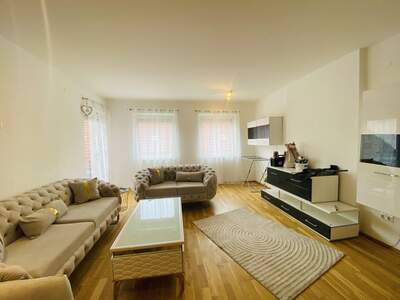 Wohnung mit Balkon kaufen in 8720 Knittelfeld (Bild 1)