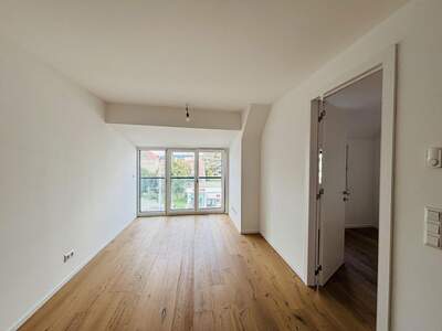 Dachgeschosswohnung provisionsfrei mieten in 1130 Wien