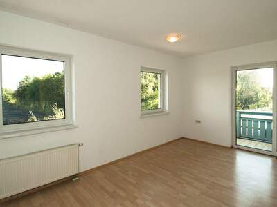 Wohnung mit Balkon mieten in 4910 Ried