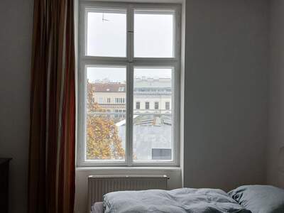 Altbauwohnung mit Balkon mieten in 1030 Wien (Bild 1)