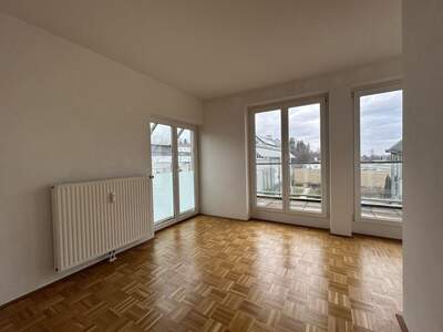 Wohnung mit Balkon mieten in 4470 Enns