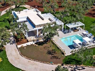 Haus mit Garten kaufen in 73040 Capo Santa Maria di Leuca (Bild 1)