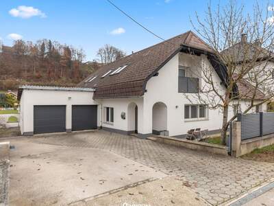 Haus mit Garten kaufen in 4662 Laakirchen