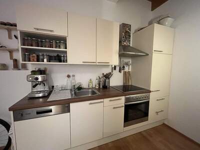 Altbauwohnung mit Balkon kaufen in 8010 Graz (Bild 5)