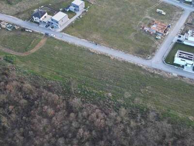 Grundstück kaufen in 2231 Strasshof