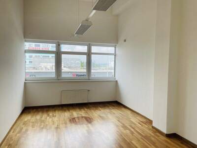 Bürozentrum mieten in 5071 Himmelreich
