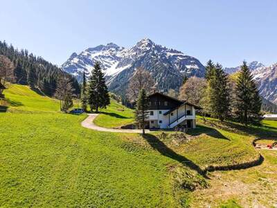 Haus kaufen in 6993 Mittelberg