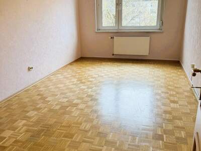 Altbauwohnung mit Balkon kaufen in 8230 Hartberg (Bild 5)