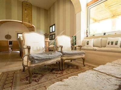 Haus mit Garten kaufen in 73020 Carpignano Salentino (Bild 1)