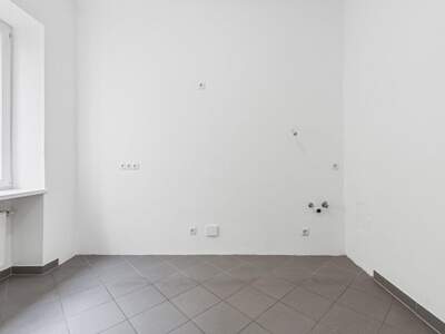 Altbauwohnung kaufen in 1130 Wien (Bild 4)