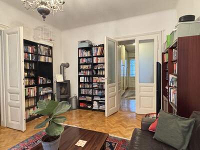 Altbauwohnung kaufen in 1060 Wien (Bild 2)