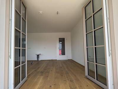 Wohnung mit Balkon kaufen in 83416 Saaldorf (Bild 1)