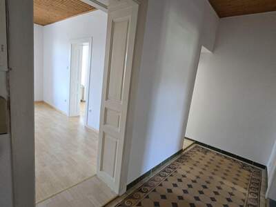 Altbauwohnung mit Balkon kaufen in 8042 Graz (Bild 4)