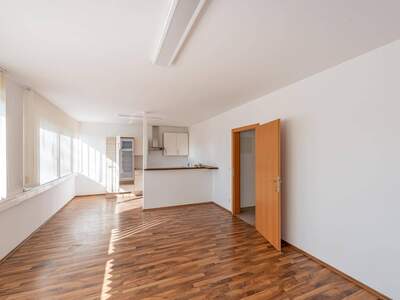 Gewerbeobjekt mieten in 4664 Oberweis