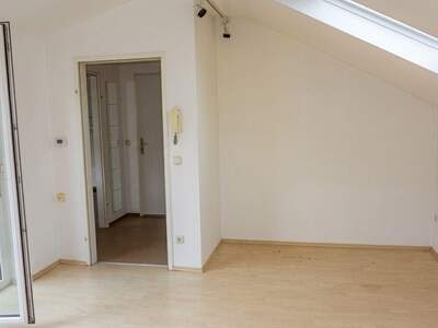 Altbauwohnung mieten in 1180 Wien (Bild 2)