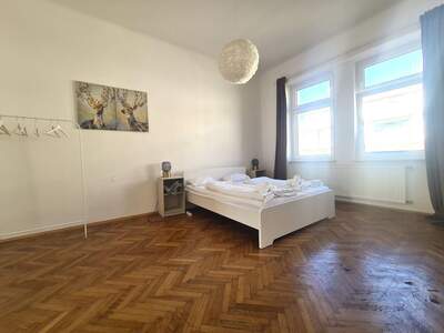 Altbauwohnung kaufen in 1100 Wien (Bild 2)