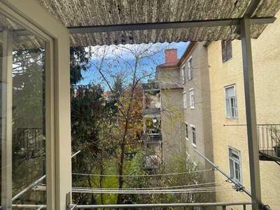 Altbauwohnung mit Balkon mieten in 8010 Graz (Bild 4)